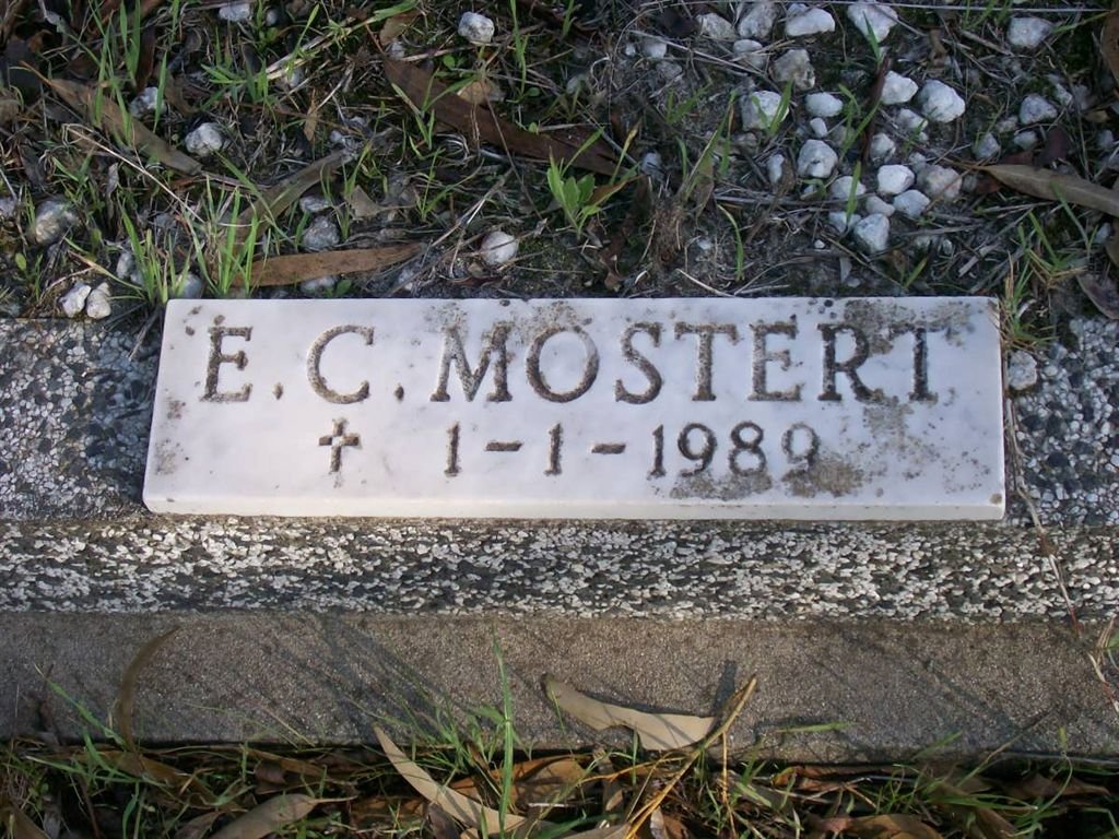 MOSTERT E.C. -1989
