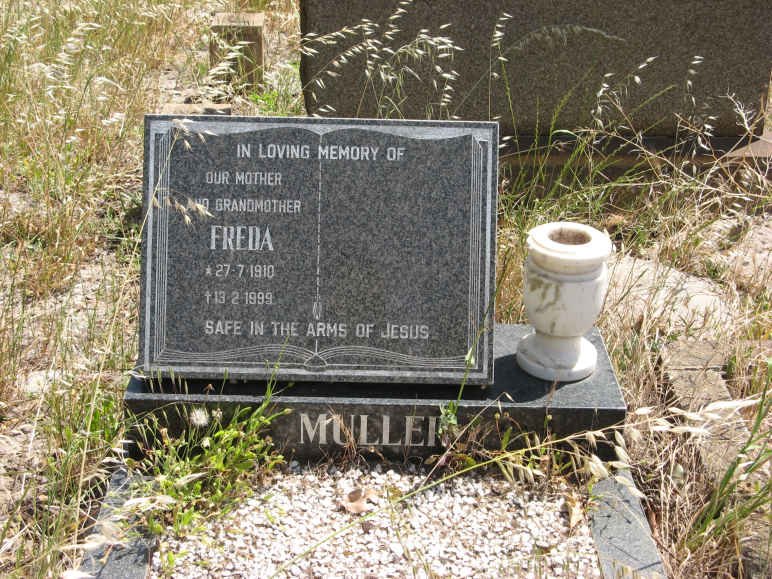 MULLER Freda 1910-1999