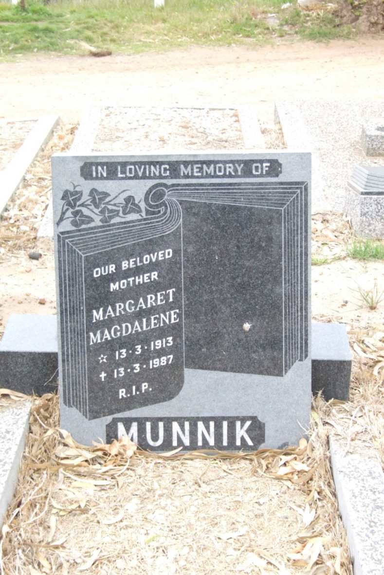 MUNNIK Margaret Magdalene 1913-1987