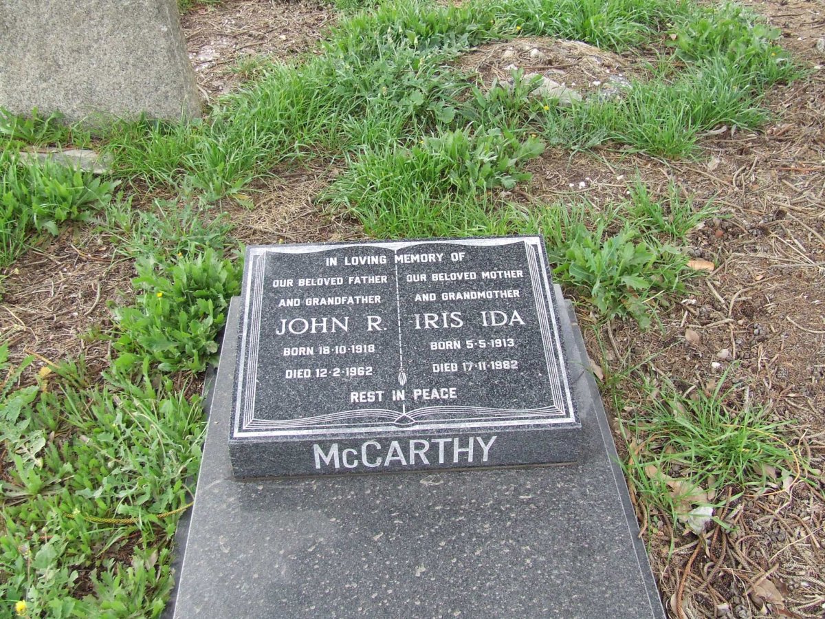 McCARTHY John R. 1918-1962 &amp; Iris Ida 1913-1982