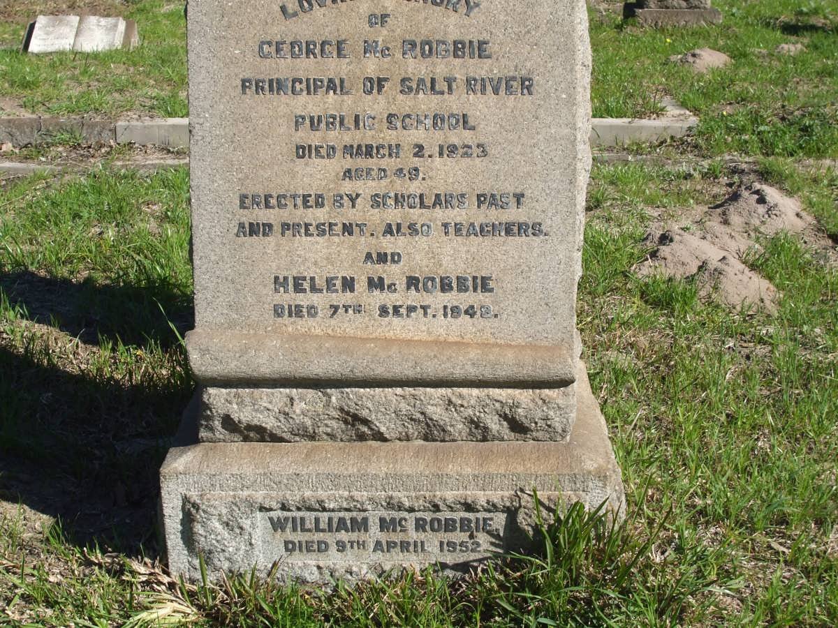 McROBBIE George -1923 &amp; Helen -1948 :: McROBBIE William -1952