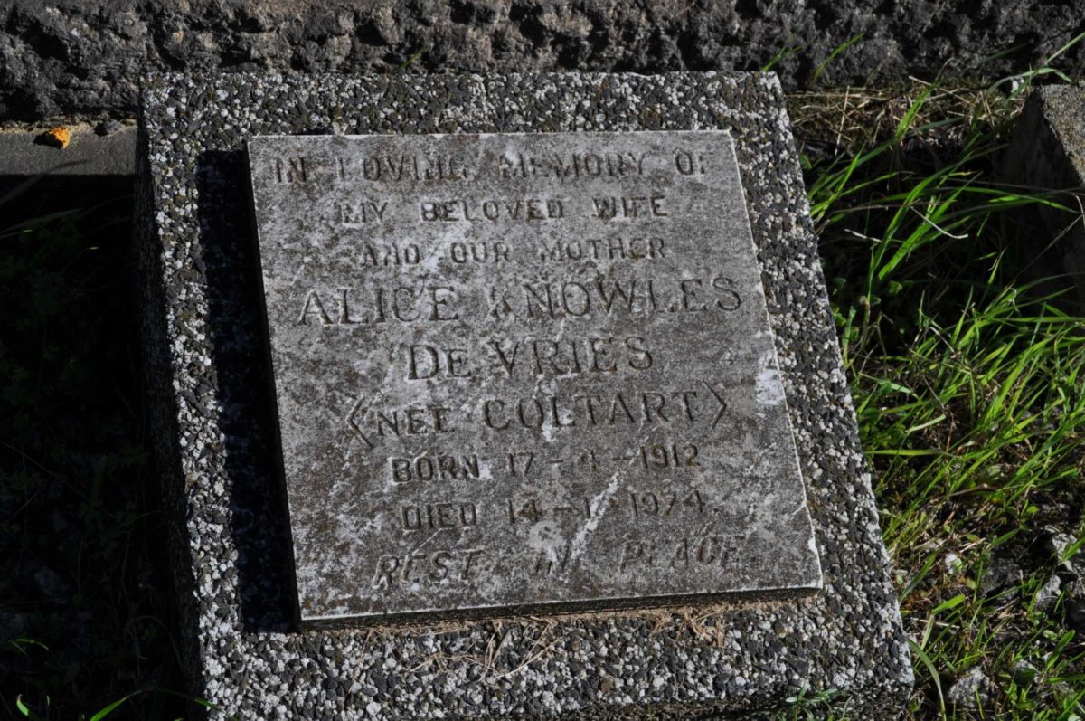 VRIES Alice Knowles, de nee COLTART 1912-1974
