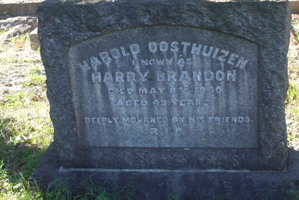 OOSTHUIZEN Harold -1940