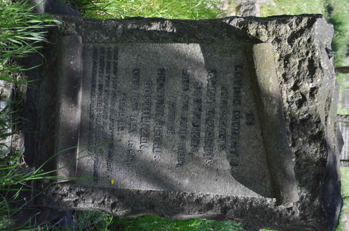 OOSTHUIZEN Hendrik Petrus -1941 &amp; Maria Elizabeth -192?