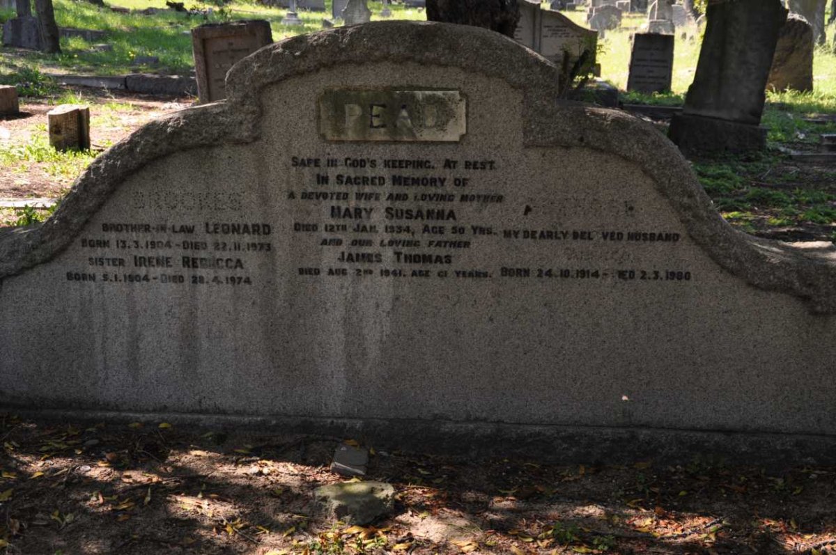 PEAD James Thomas -1941 &amp; Mary Susanna -1934 :: BROOKES Leonard 1904-1973 &amp; Irene Rebecca 1904-1974 :: ? 1914-1980