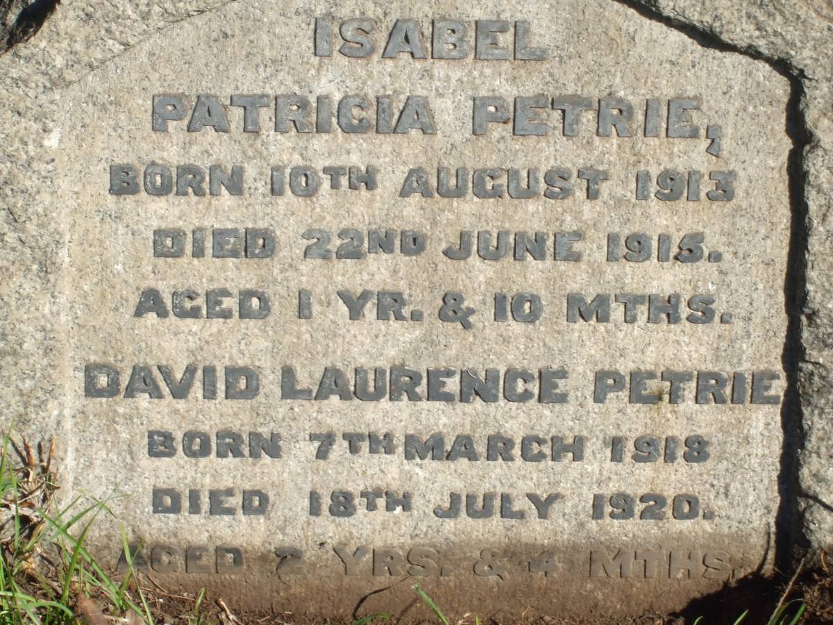 PETRIE Isabel Patricia 1913-1915 :: PETRIE David Laurence 1918-1920