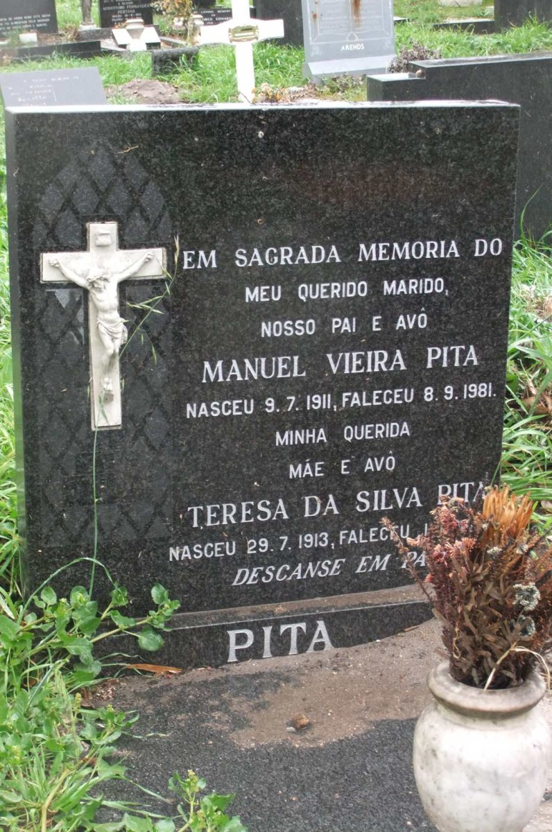 PITA Manuel Vieira 1911-1981 &amp; Teresa da Silva 1913-