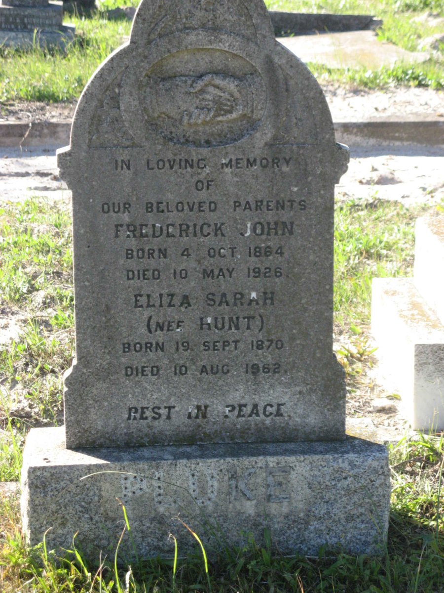 Frederick was born 4 October 1864 and died 10 May 1926. Eliza was born Hunt 19 September 1870 and died 10 August 1962.