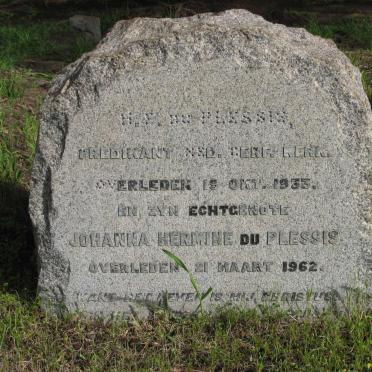 H. E., a Minister of the Dutch Reformed Church died 19 October 1933. His Wife Johanna died 21 March 1962.