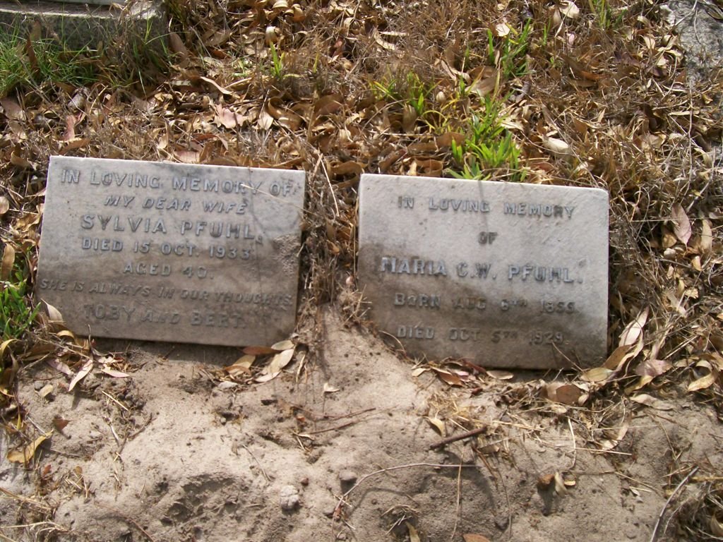 PFUHL Maria C.W. 1855-1929 :: PFUHL Sylvia  -1933