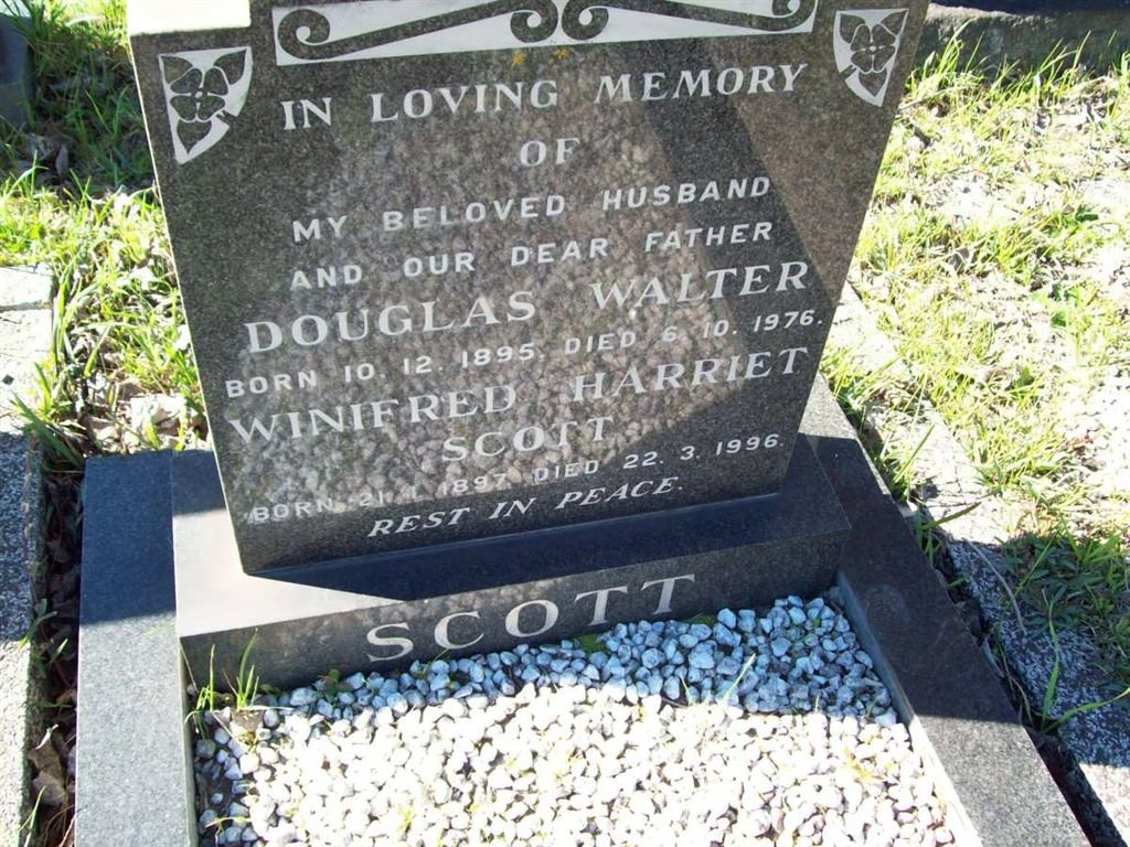 SCOTT Douglas Walter 1895-1976 &amp; Winifred Harriet 1897-1996