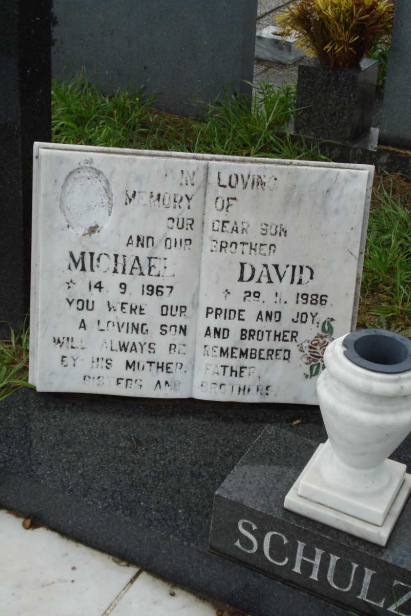 SCHULZ Michael David 1967-1986