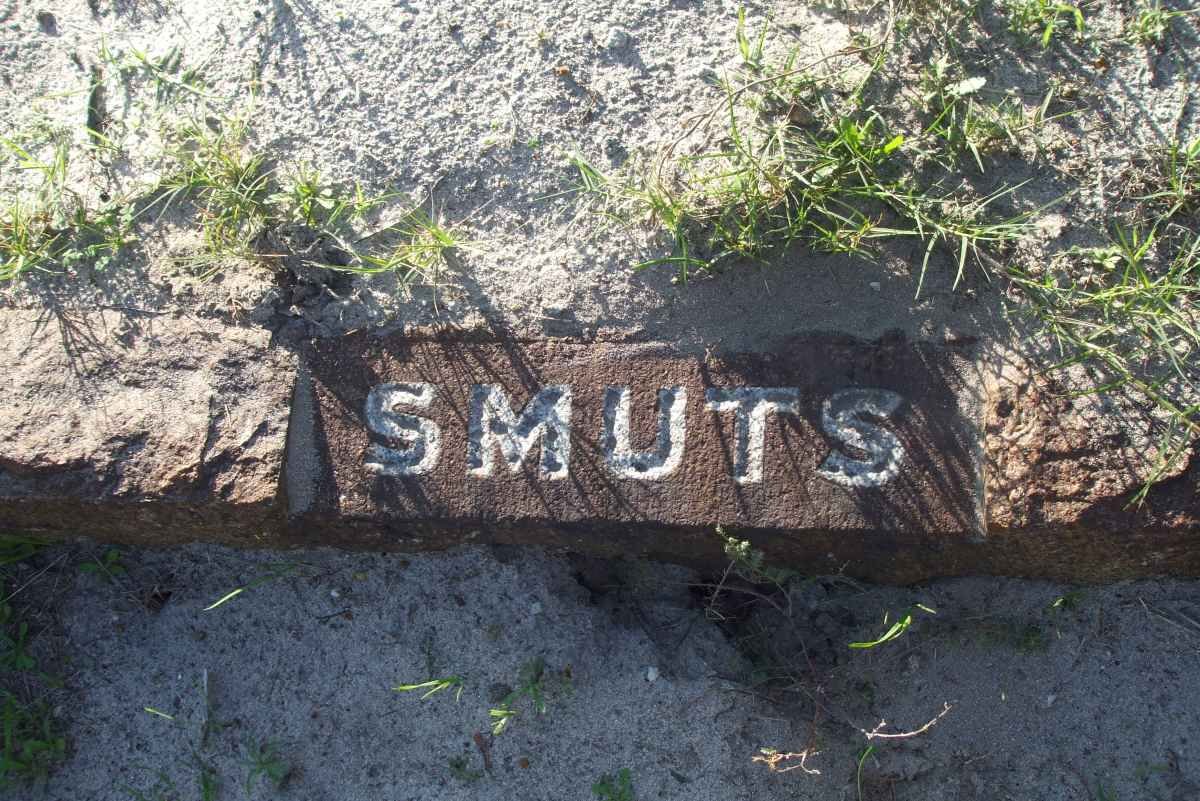 SMUTS