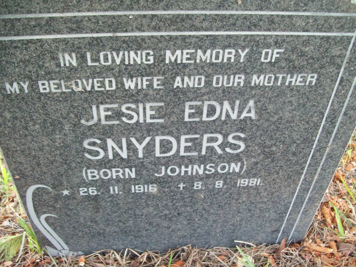 SNYDERS Jesie Edna nee JOHNSON 1916-1981