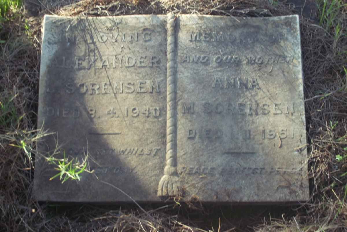 SORENSEN Alexander L. -1940 &amp; Anna M. -1951
