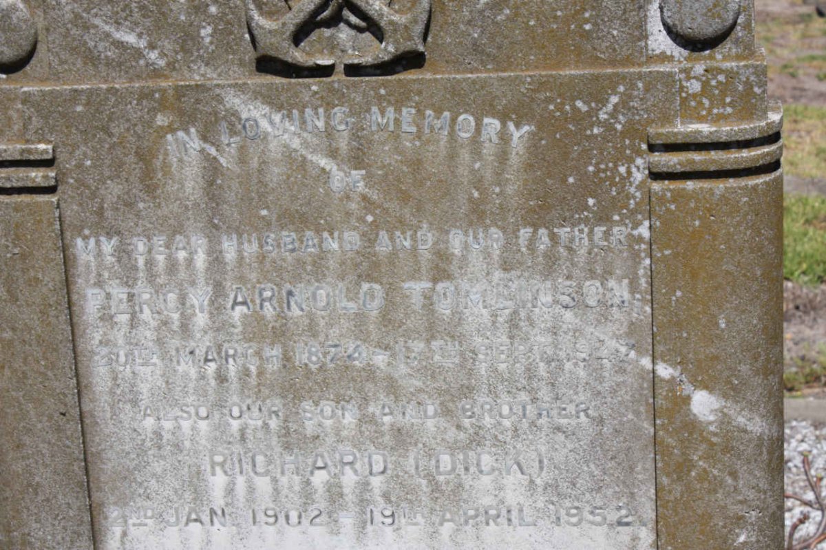 TOMLINSON Percy Arnold 1874-1947 :: TOMLINSON Richard 1902-1952