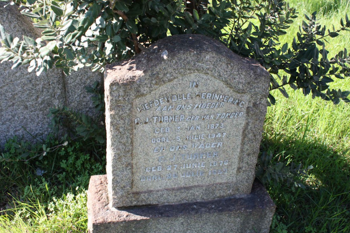 TURNER C.J. 1876-1952 &amp; G.J. VAN TONDER 1873-1947