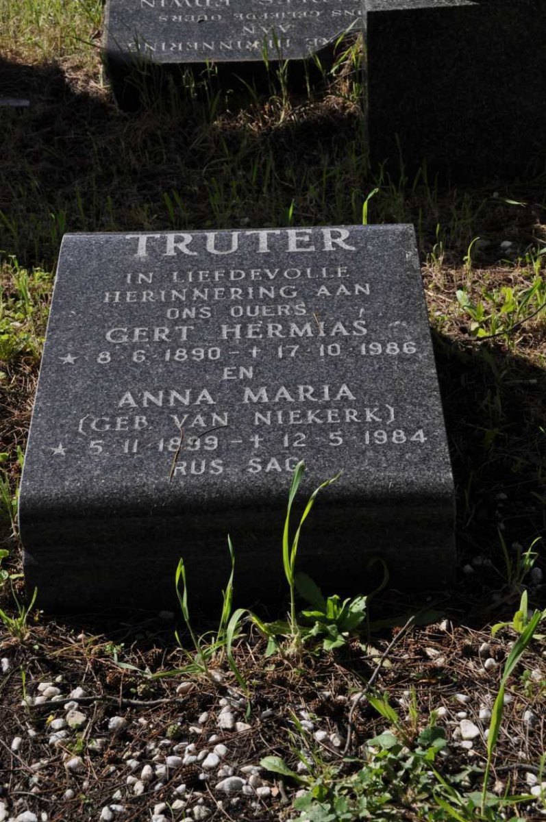 TRUTER Gert Hermias 1890-1986 &amp; Anna Maria VAN NIEKERK 1899-1984