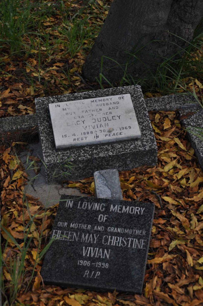 VIVIAN Lacy Dudley 1888-1969 :: VIVIAN Eileen May Christine 1906-1998