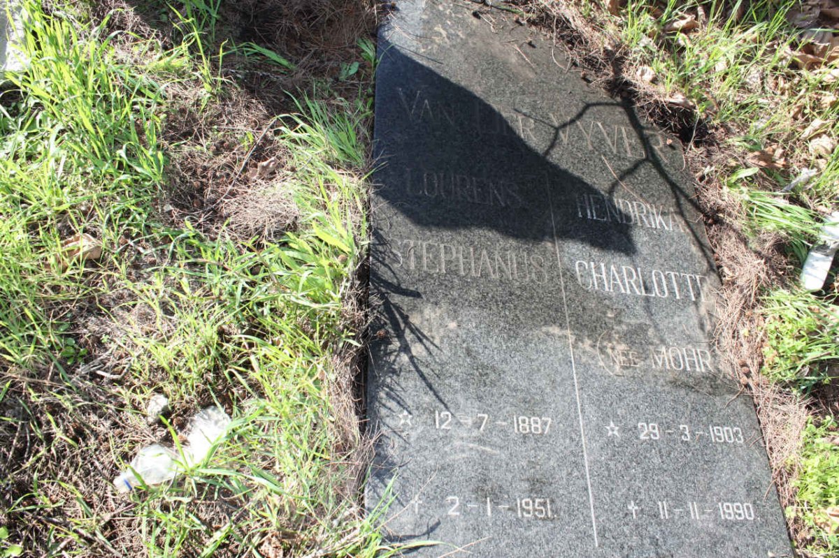 VYVER Lourens Stephanus, van der 1887-1951 &amp; Hendrika Charlotte MOHR 1903-1990