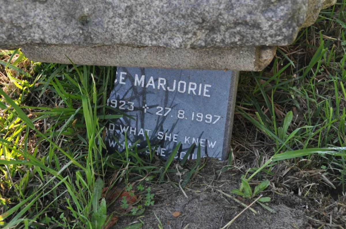WILLIAMS Marjorie 1923-1997