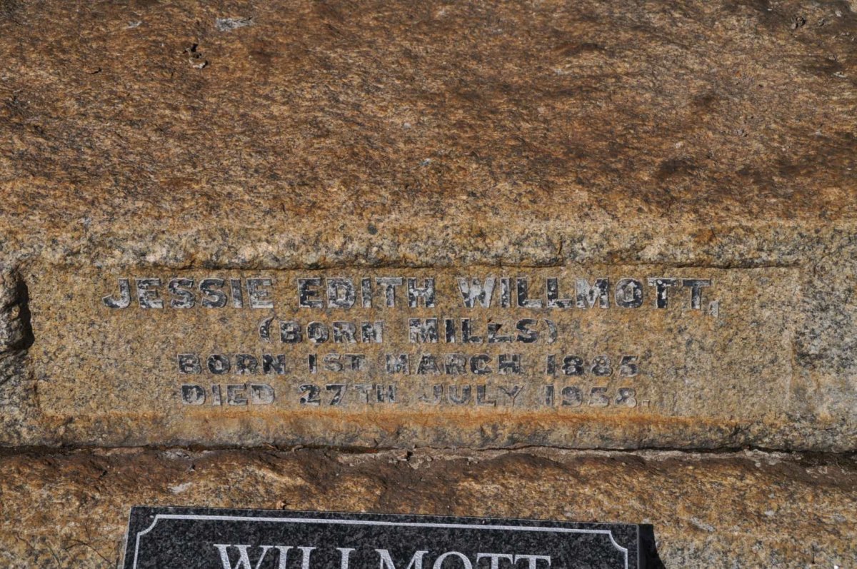WILLMOTT Jessie Edith nee MILLS 1885-1958