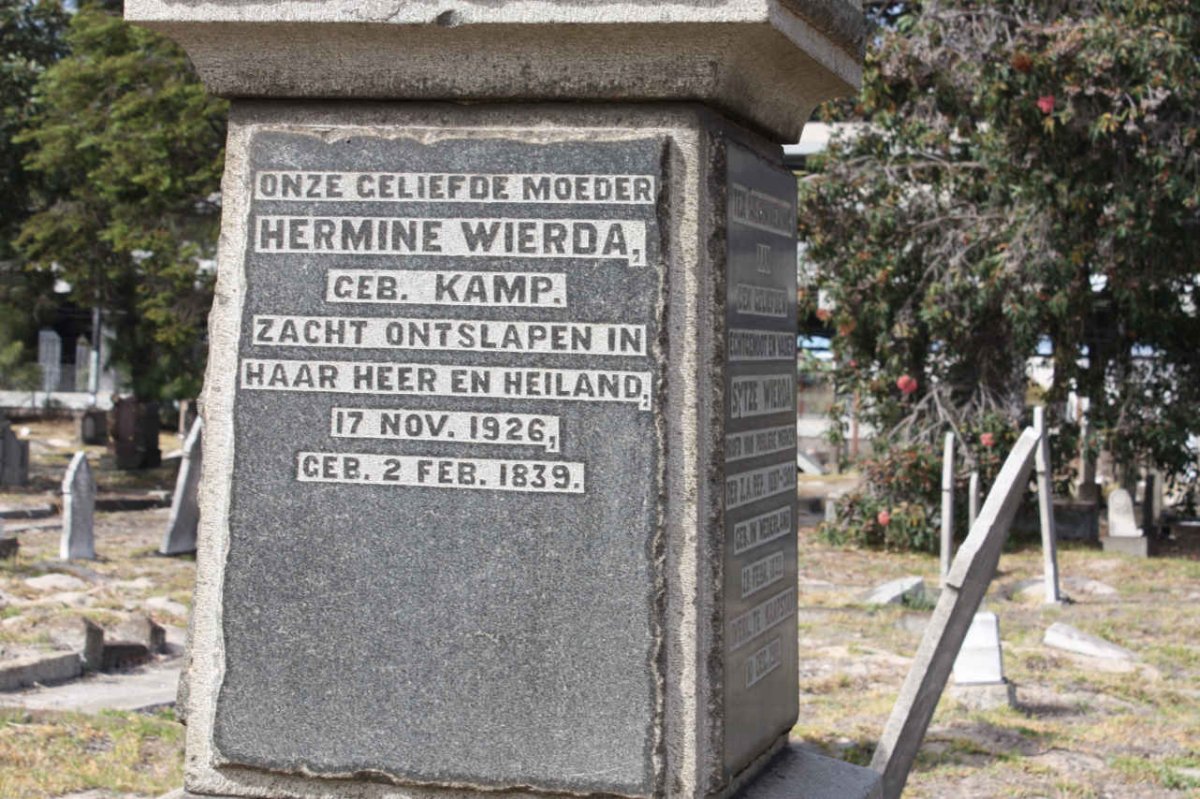 WIERDA Hermine nee KAMP 1839-1926