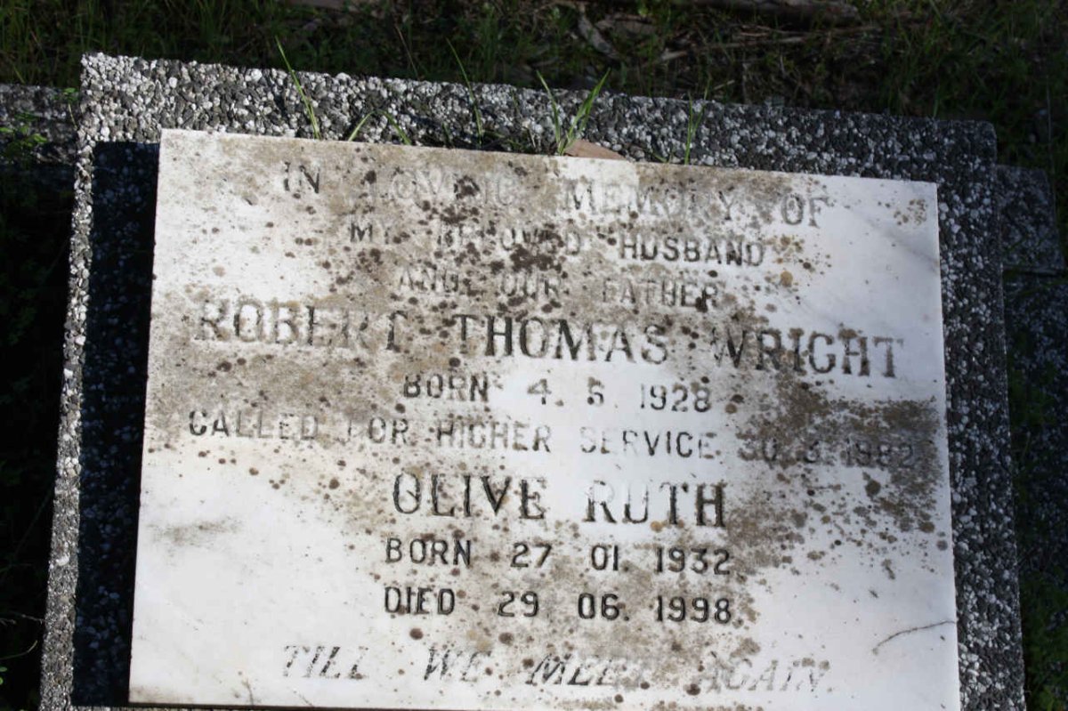 WRIGHT Robert Thomas 1928-1982 &amp; Olive Ruth 1932-1998