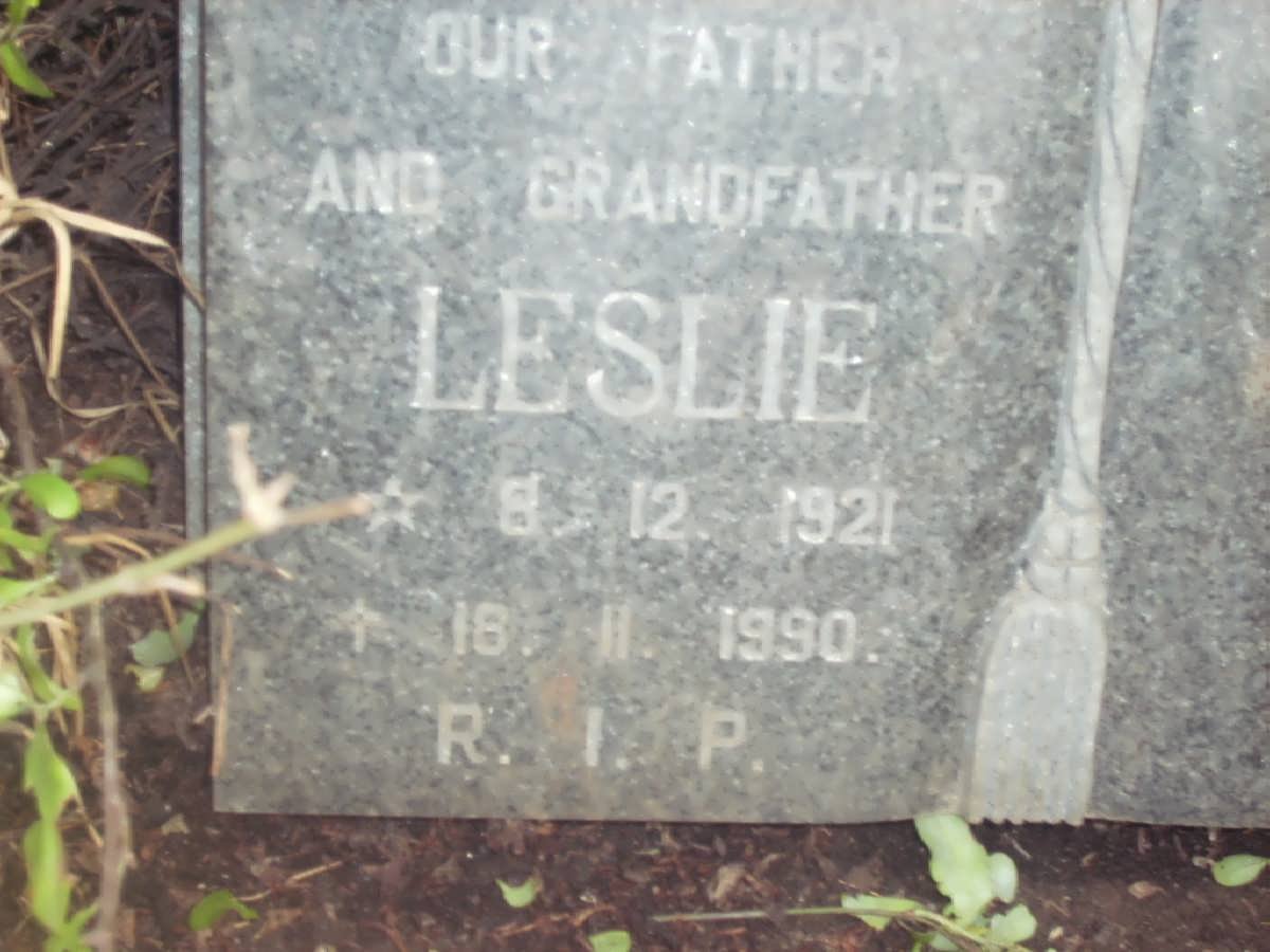 WHITE Leslie 1921-1990