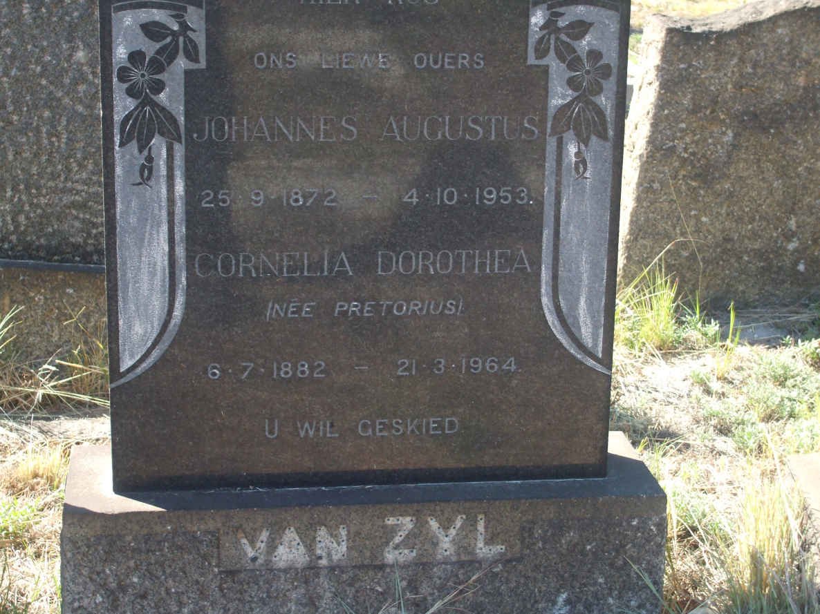 ZYL  Johannes Augustus, van 1872-1953 &amp; Cornelia Dorothea PRETORIUS 1882-1964