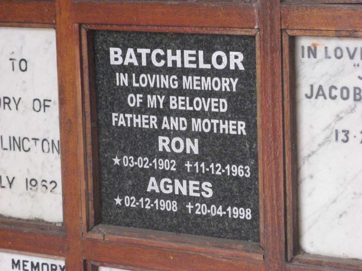 BATCHELOR Ron 1902-1963 &amp; Agnes 1908-1998