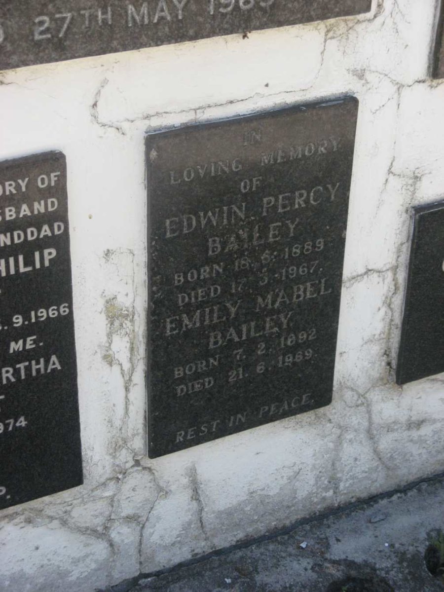 BAILEY Edwin Percy 1889-1967 &amp; Emily Mabel 1892-1969