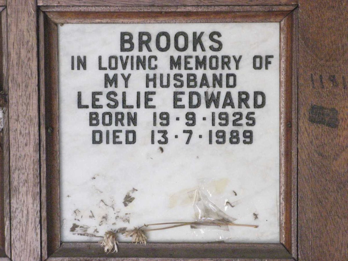 BROOKS Leslie Edward 1925-1989