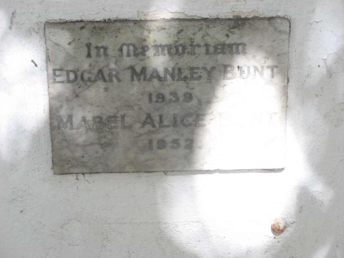 BUNT Edgar Manley -1939 &amp; Mabel Alice -1952