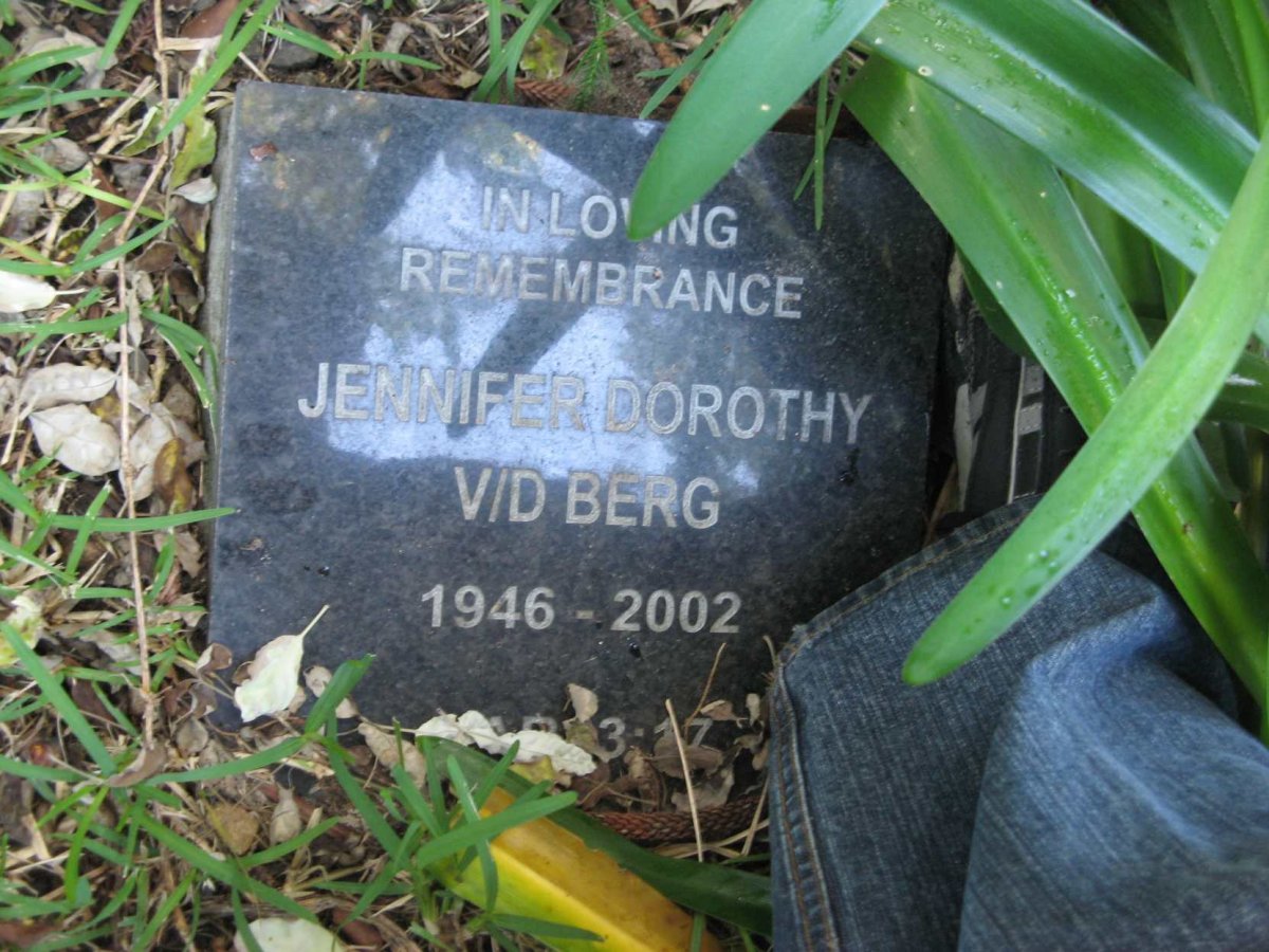 BERG Jennifer Dorothy, v.d. 1946-2002