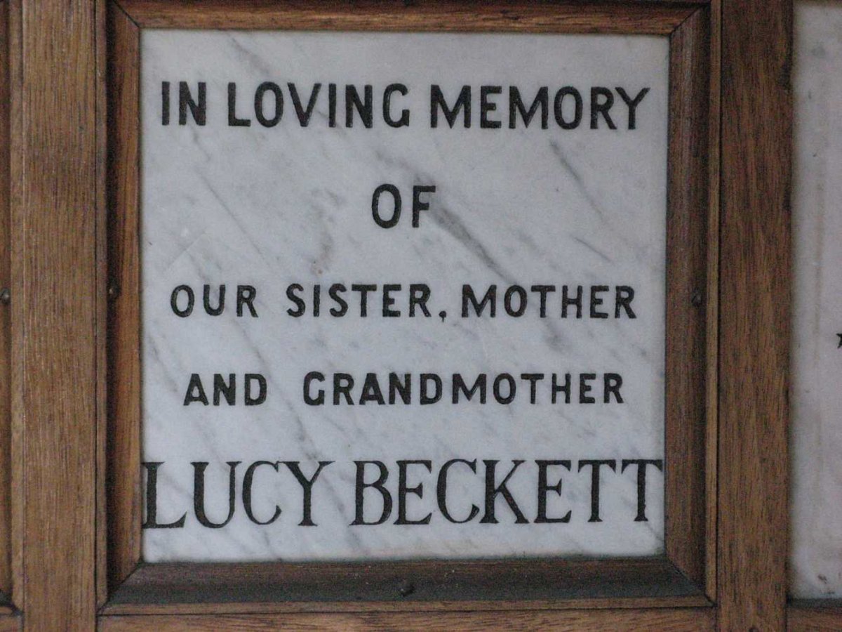 BECKETT Lucy 
