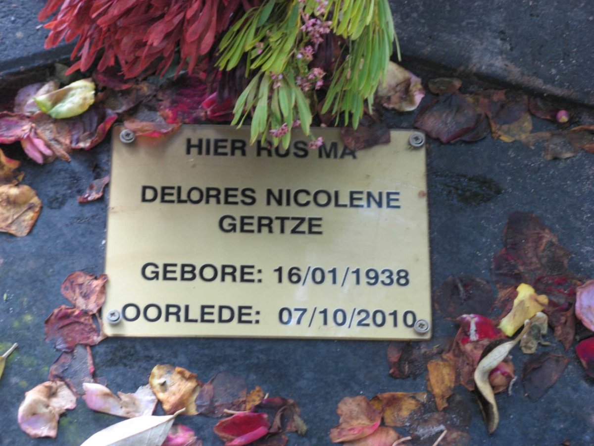 GERTZE Delores Nicolene 1938-2010