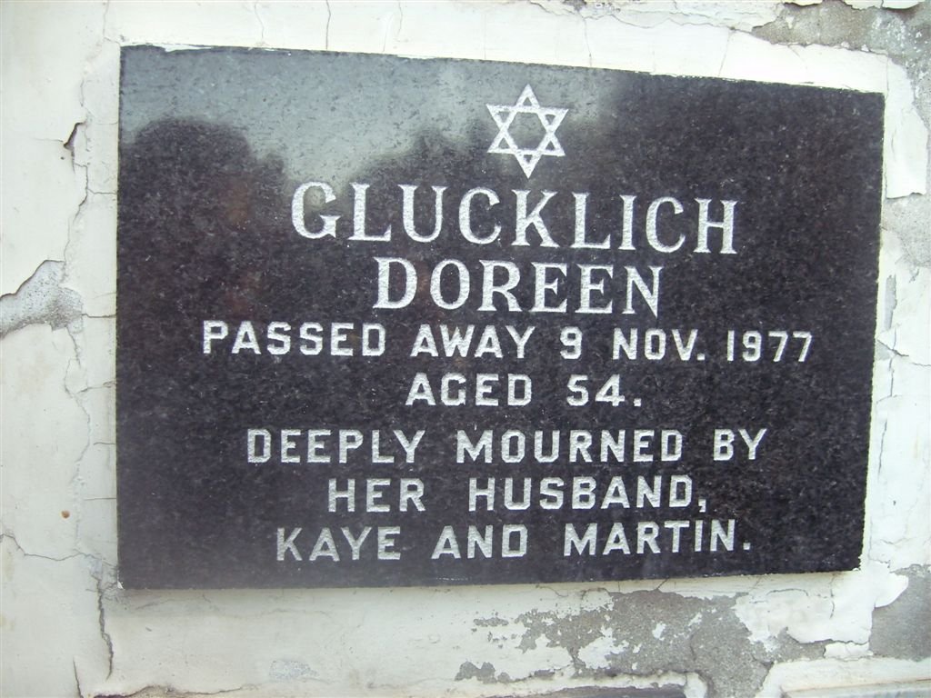 GLUCKLICH Doren -1977