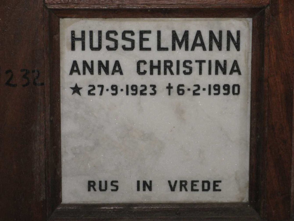 HUSSELMANN Anna Christina 1923-1990
