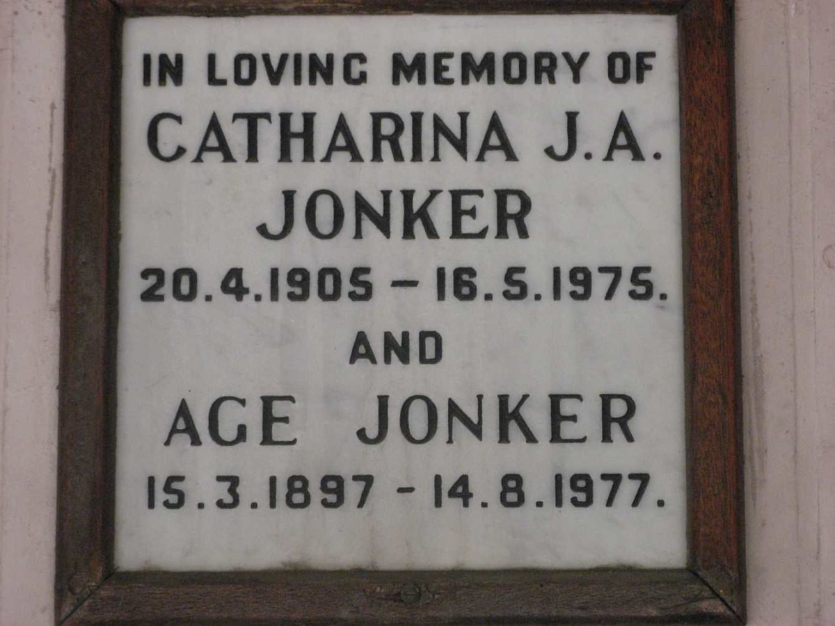 JONKER Age 1897-1977 &amp; Catharina J.A. 1905-1975