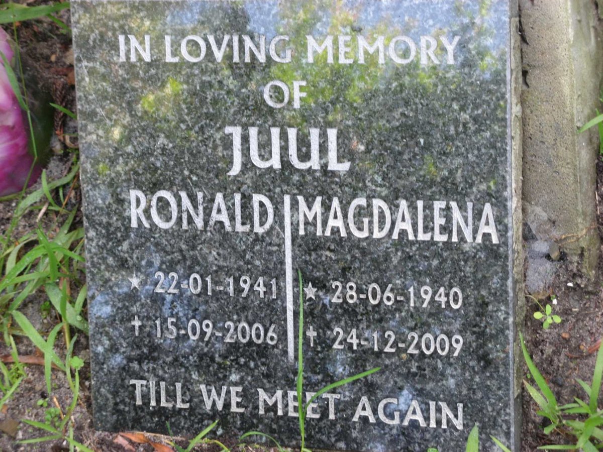 JUUL Ronald 1941-2006 &amp; Magdalena 1940-2009