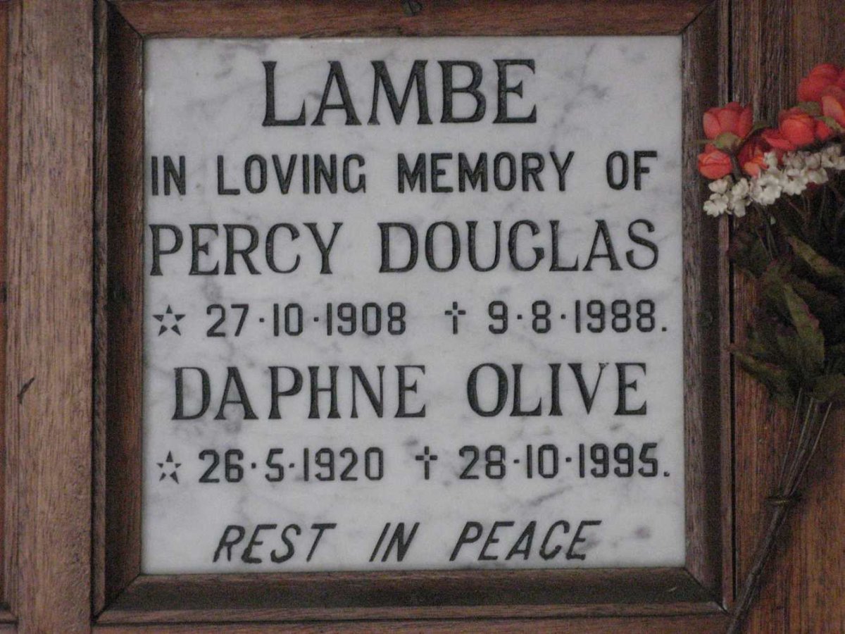 LAMBE Percy Douglas 1908-1988 &amp; Daphne Olive 1920-1995
