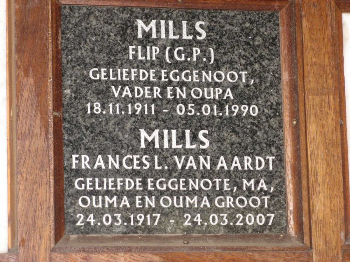 MILLS Gerhardus Philippus 1911-1990 &amp; Frances Louise van Aardt RAUBENHEIMER 1917-2007