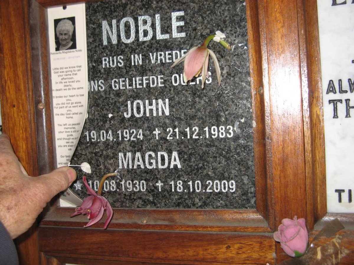 NOBLE John 1924-1983 &amp; Magda 1930-2009