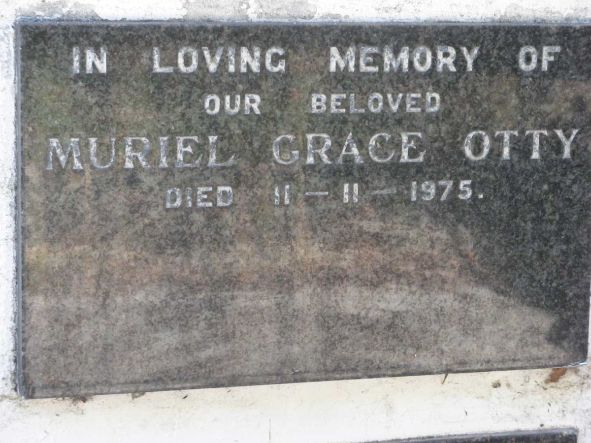 OTTO Muriel Grace -1975