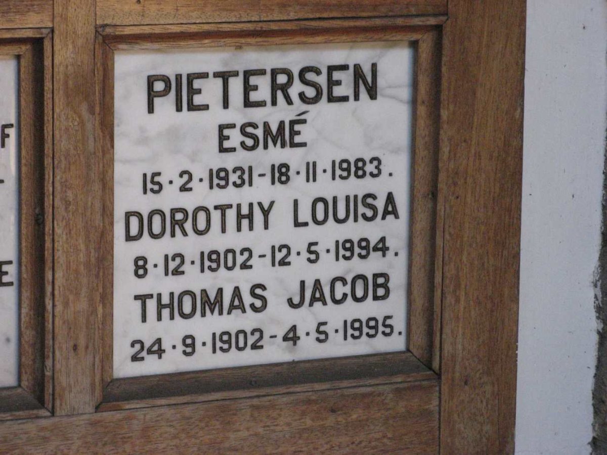 PIETERSEN Thomas Jacob 1902-1995 &amp; Dorothy Louisa 1902-1994 :: PIETERSEN Esme 1931-1983