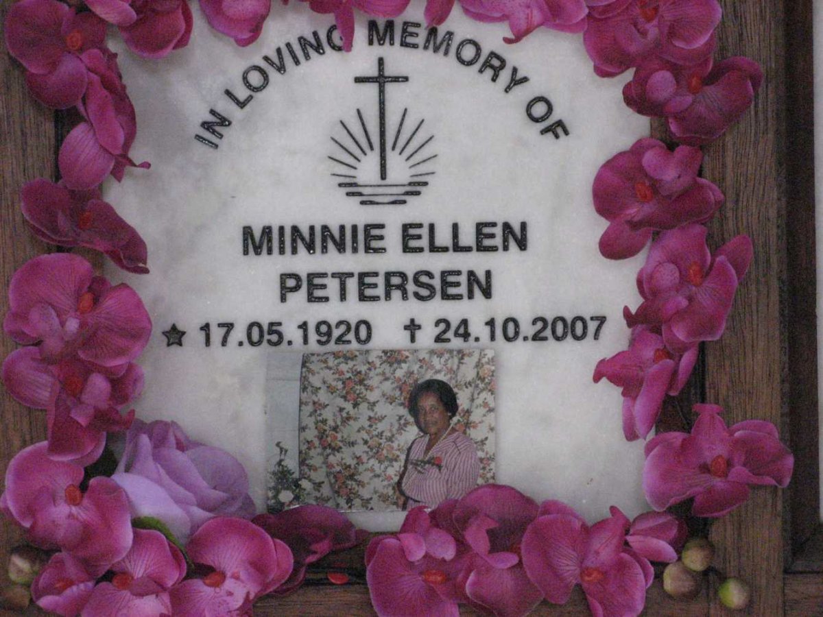 PETERSEN Minnie Ellen 1920-2007
