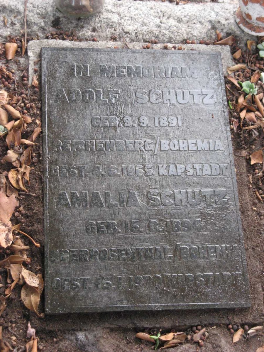 SCHUTZ Adolf 1891-1965 &amp; Amelia 1894-1970