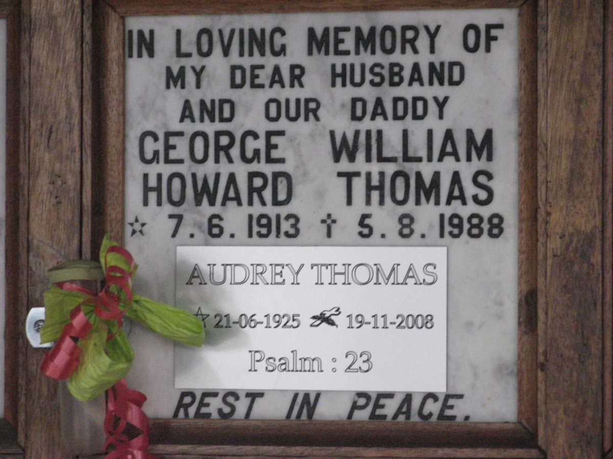 THOMAS George William Howard 1913-1988 &amp; Audrey 1925-2008