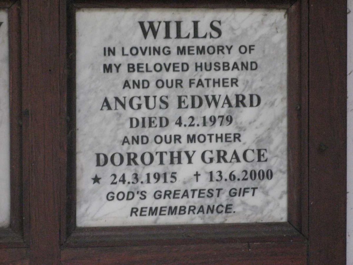 WILLS Angus Edward -1979 &amp; Dorothy Grace 1915-2000